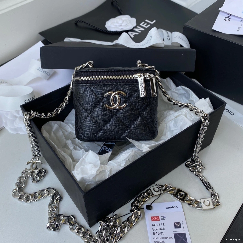 First Bag Ru CHANEL VANITY CASE 0707